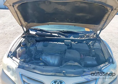 2011 Toyota Camry Le z USA, uszkodzony, nr VIN 4T1BF3EK8BU609587